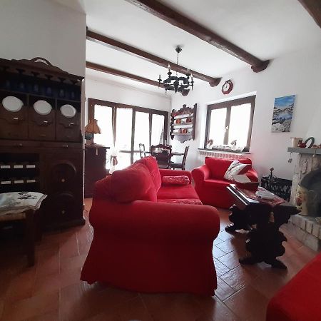 Casa Vacanze Daniela ヴィッレッタ・バッレーア エクステリア 写真