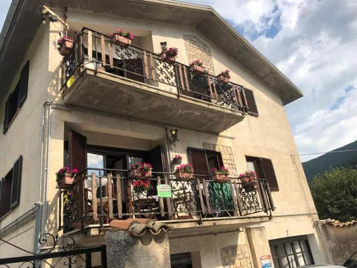 Casa Vacanze Daniela ヴィッレッタ・バッレーア エクステリア 写真