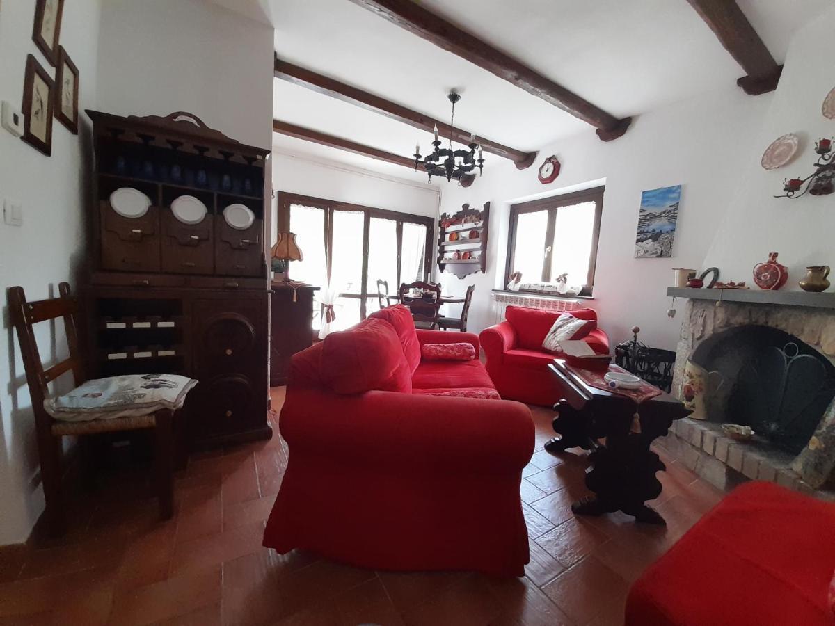 Casa Vacanze Daniela ヴィッレッタ・バッレーア エクステリア 写真